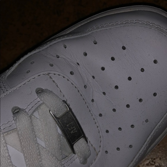 Customs: They are too big for me - Picture 2 of 5